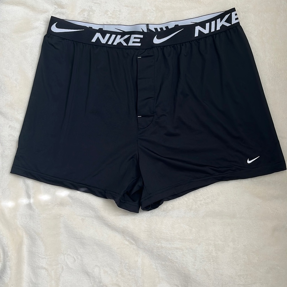 Nike Men’s boxer briefs size XL
